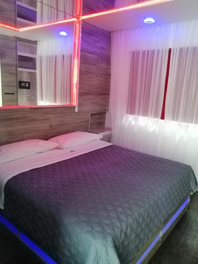 Hotel Muy (Adults Only) Мексико Сити Екстериор снимка
